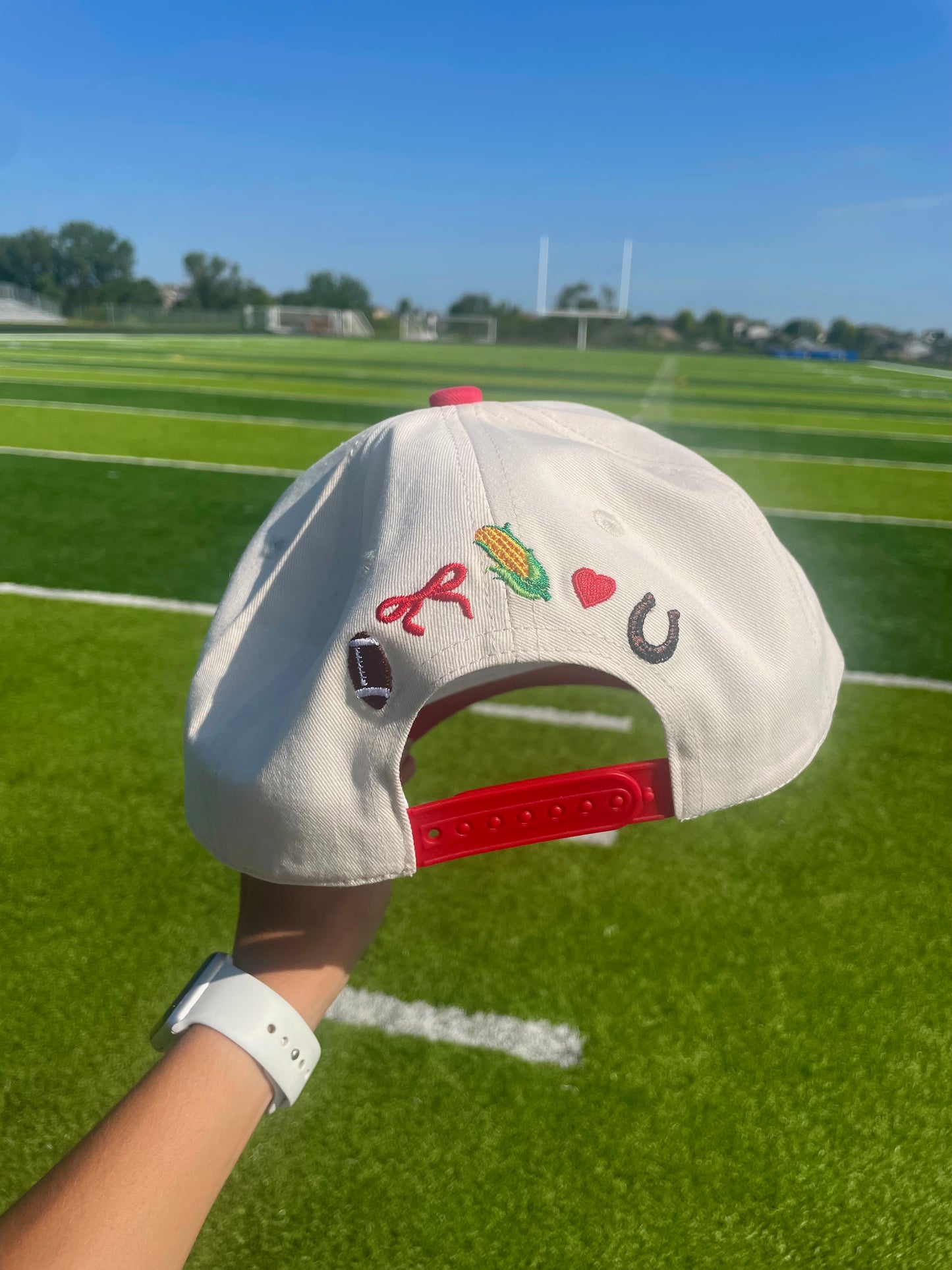 Game Days In Lincoln | Red + Natural Cotton