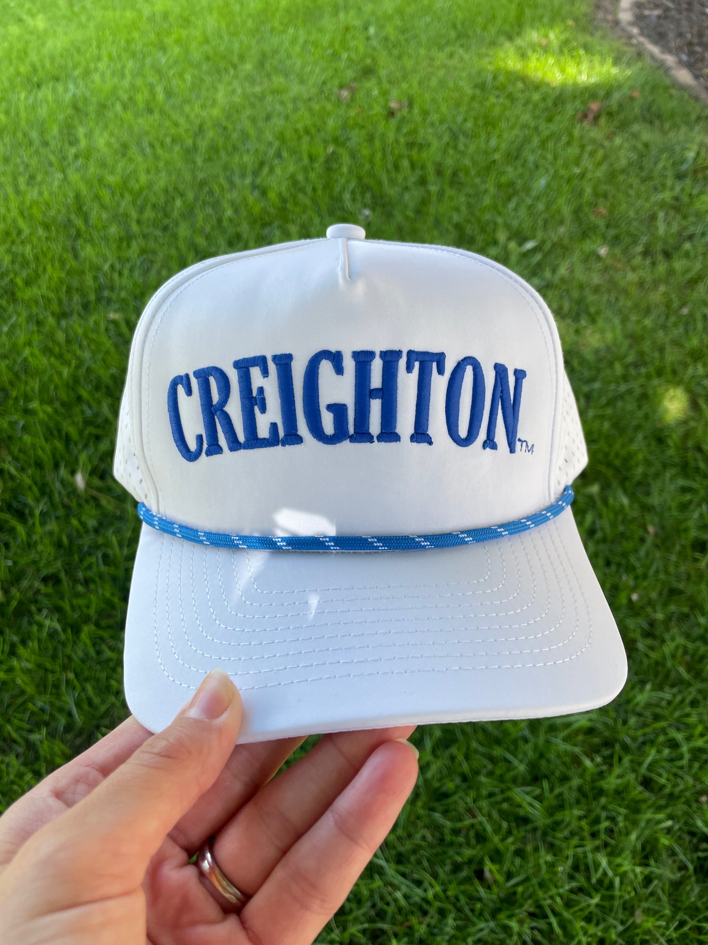 PRE-ORDER | CREIGHTON | White + Blue Rope Performance Hat