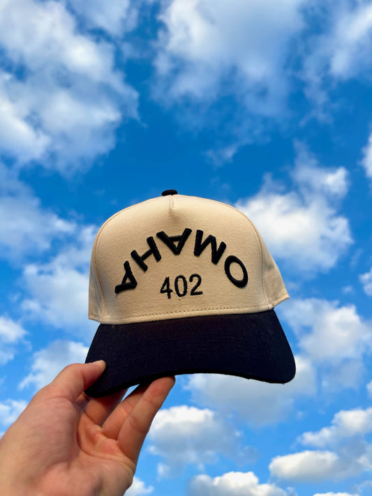 Upside Down Puff Omaha 402 Hat | Black + Natural